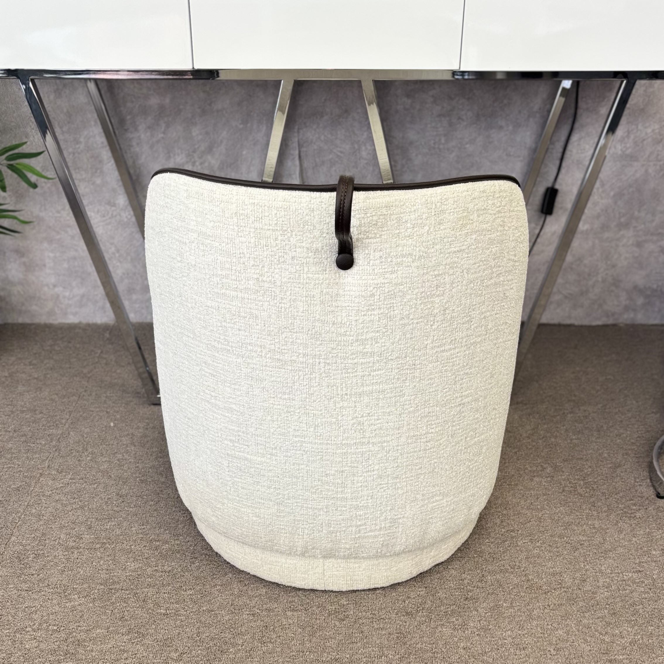 V 175 Puf - Görsel 3